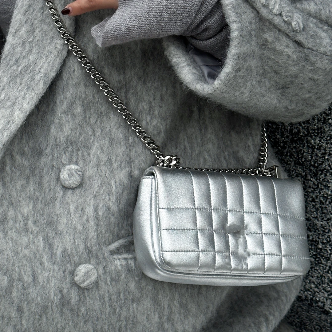 Singularity Me 3A 7002 绗缝真皮萝纳银色气质包单肩包