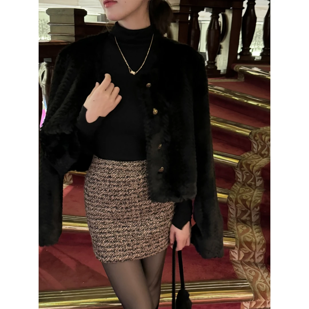 【乌托邦】小香风修身版型短裙女设计感秋冬粗花呢短款半裙80169