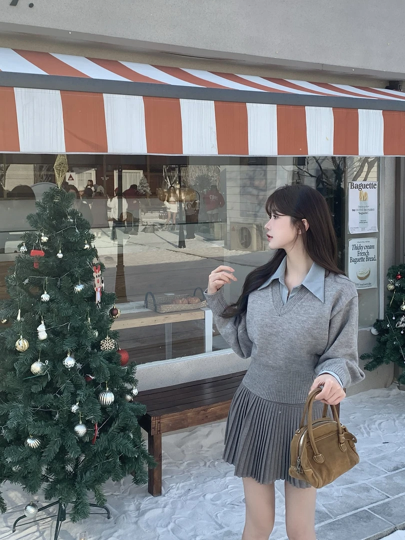 【反转巴黎】秋冬简约休闲V领针织打底衫韩版软糯百搭长袖毛衣80355