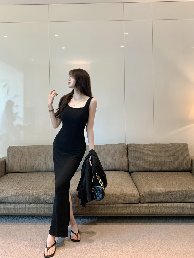 【疏星晚月】气质高级感露背连衣裙时尚a字裙显瘦包臀连衣长裙81153