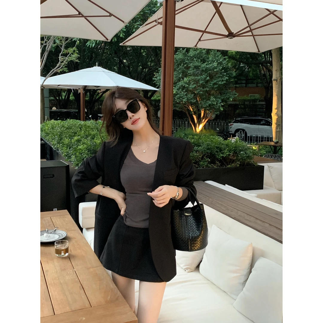 【米兰街头】高级感复古宽松休闲西服早秋气质设计感纯色西装8950