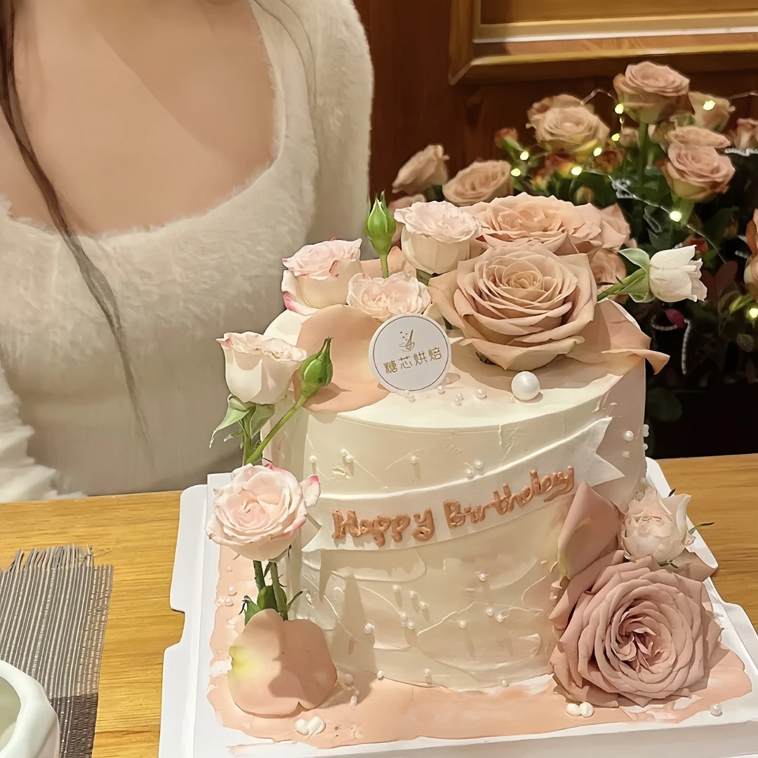 高端女神女士鲜花生日加高蛋糕抖音团购同城免费配送上门新鲜夹心