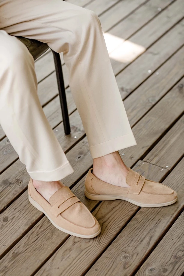 私人定制Loro风格男士杏色夏日翻毛皮休闲乐福鞋夏季