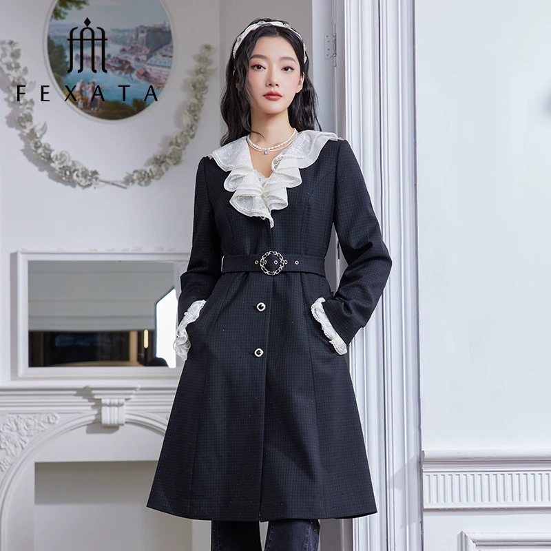 FEXATA斐格思2025秋冬新品可拆荷叶领精致暗格纹中长款外套女装