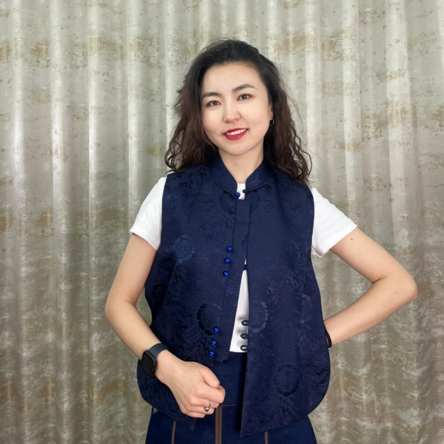 乌苏娜艾米莉时尚马甲