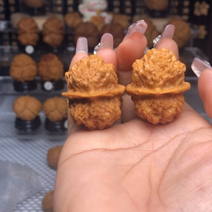 橄榄核吊坠55金麒麟