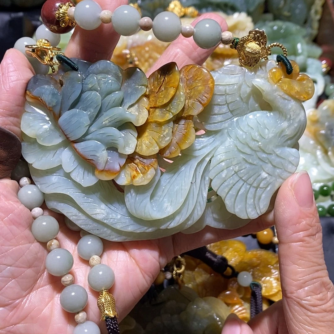 【闪购商品】蛇纹石玉颈饰未镶嵌