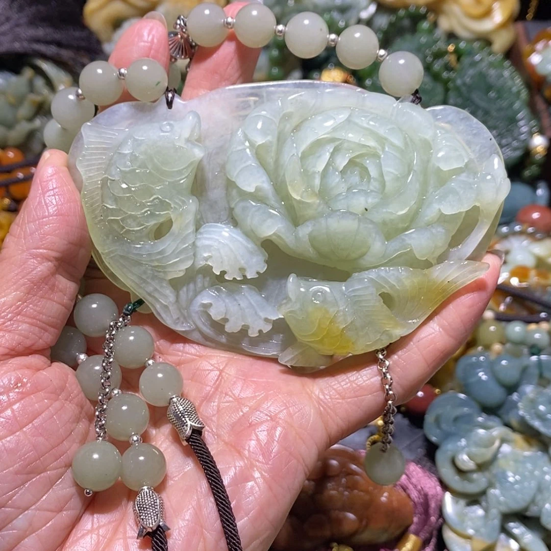 【闪购商品】蛇纹石玉颈饰未镶嵌