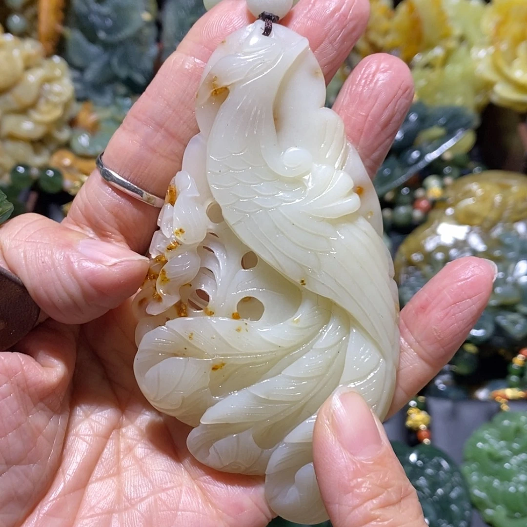 【闪购商品】蛇纹石玉颈饰未镶嵌