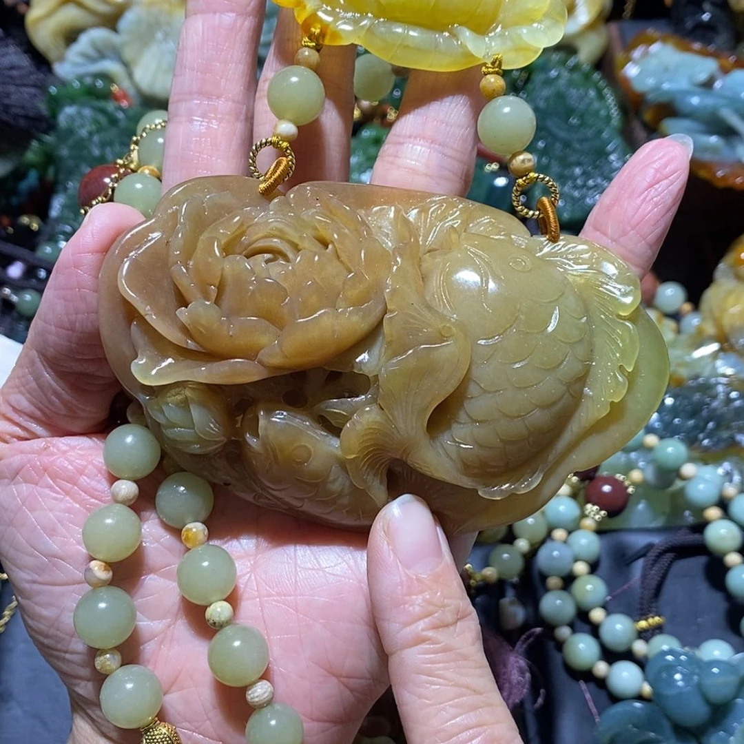 【闪购商品】蛇纹石玉颈饰合金塞**啡