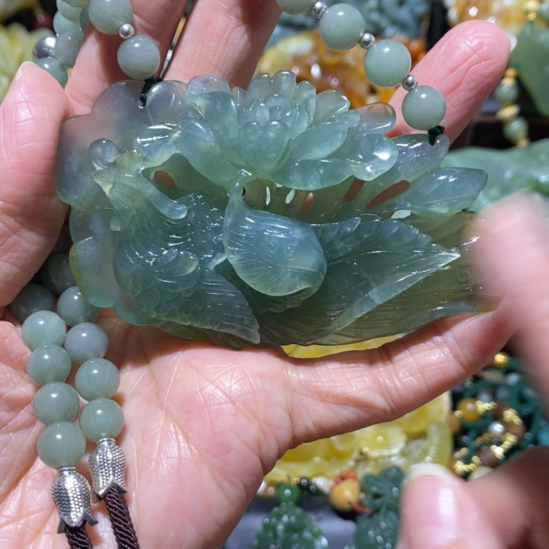 岫玉吊坠(赠链)未镶嵌