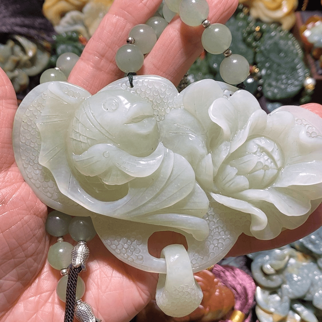【闪购商品】蛇纹石玉颈饰未镶嵌