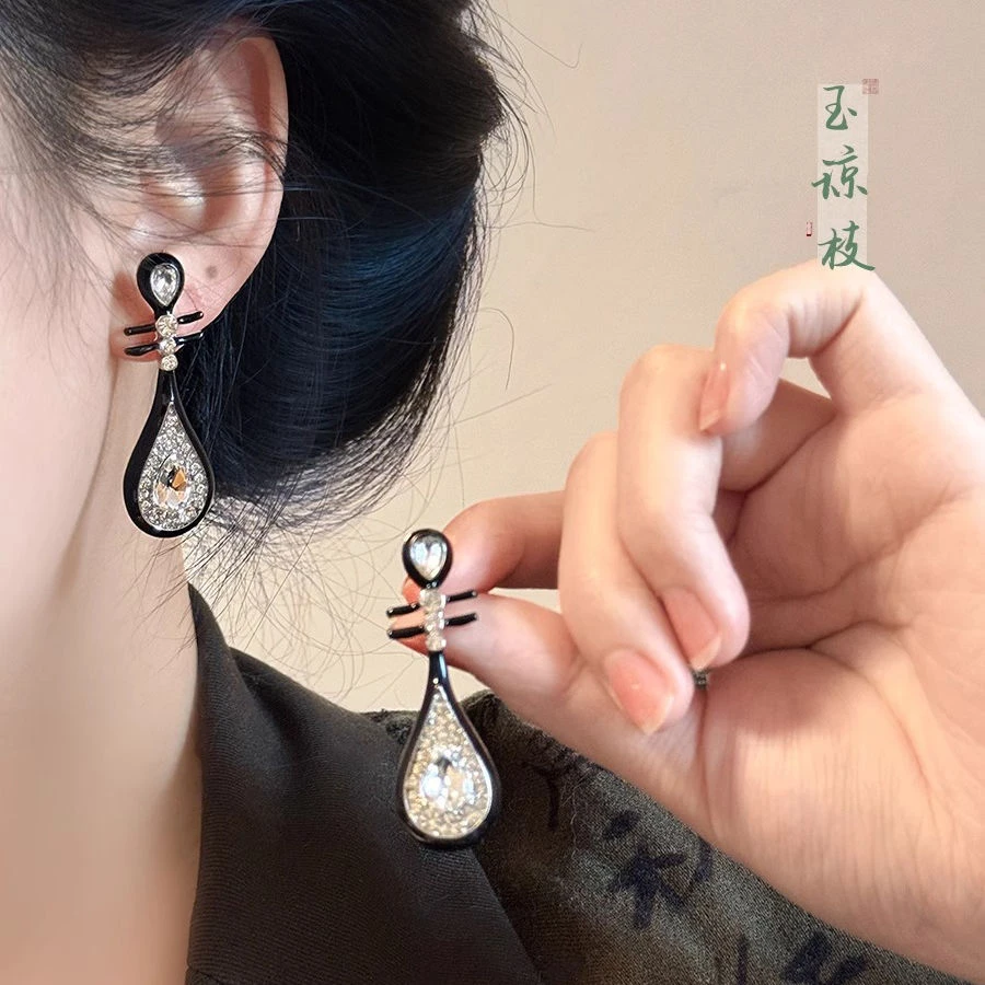 新中式黑色琵琶耳环女轻奢高级感国风旗袍耳饰复古民族风耳夹耳钉