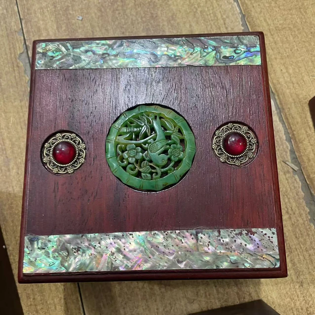 355------木盒【内有物】      摆件