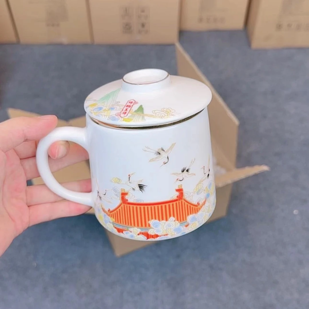 【闪购商品】白色仙鹤呈祥陶瓷过滤带盖大容量办公杯泡茶杯R795