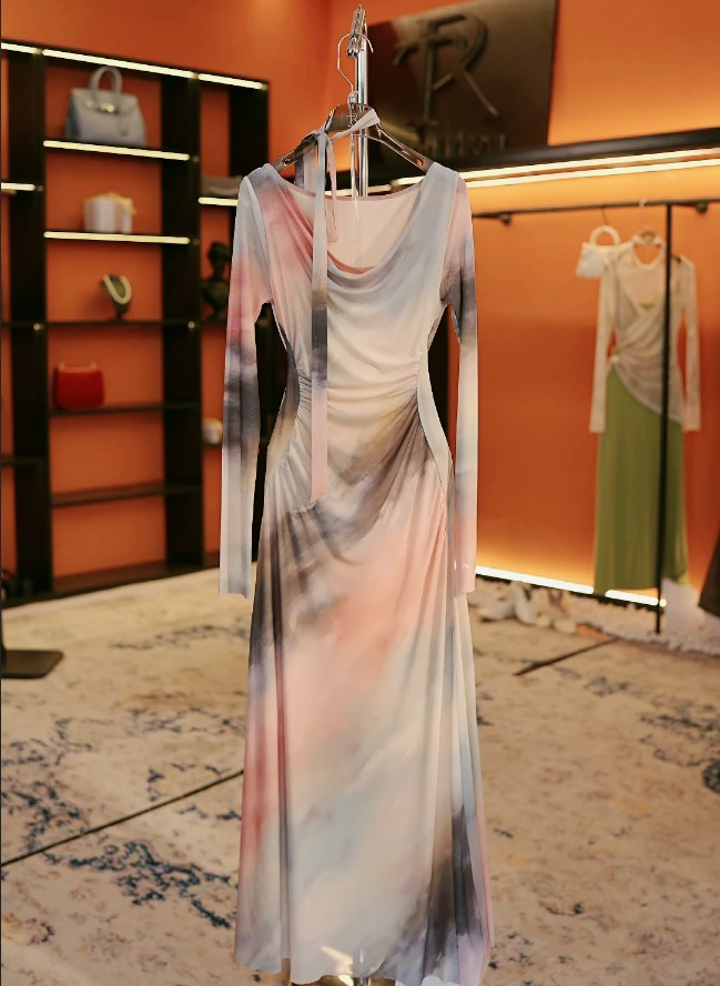 roiltrou【编号75】新款原创小众撞色气质修身连衣裙ZA1524310864