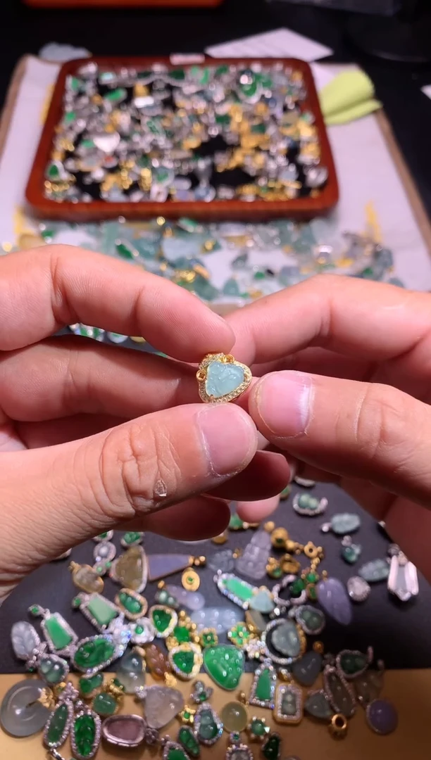【闪购商品】翡翠吊坠(不含链)银S925镶嵌1