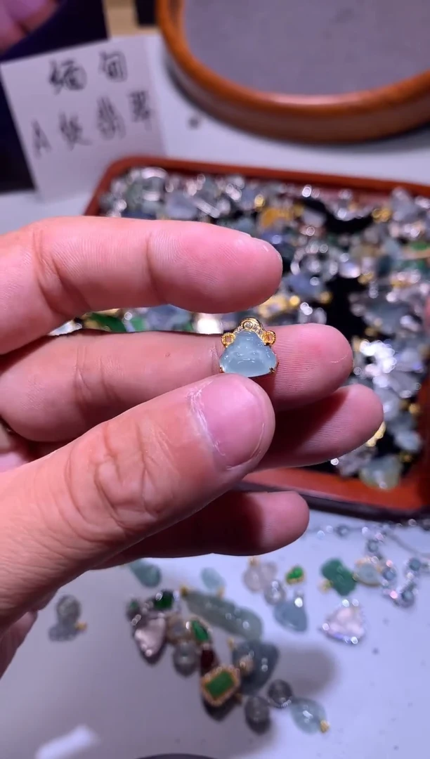 【闪购商品】翡翠吊坠(不含链)银S925镶嵌1