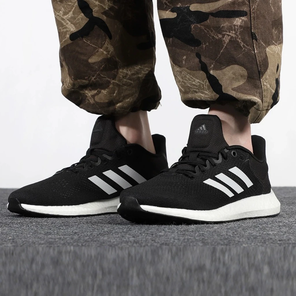 Adidas阿迪达斯PUREBOOST21缓震透气训练低帮运动跑步鞋GW4832