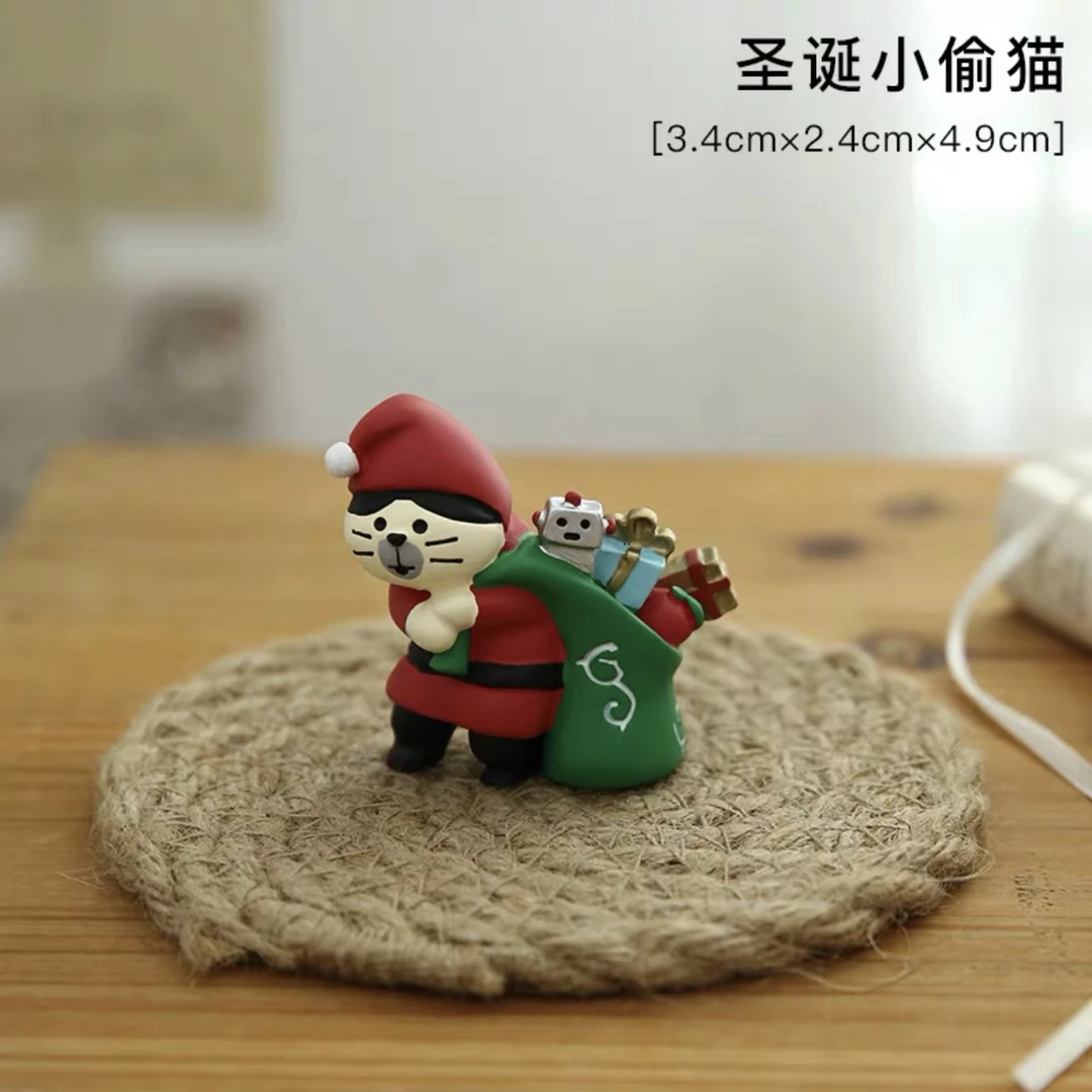 圣诞小偷猫树脂手绘桌面学生企鹅中控台摆件卡通玩具