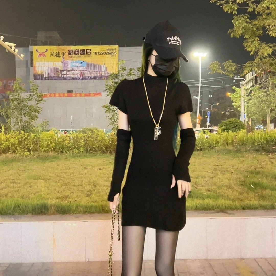 湘湘家 2024新款韩版设计感氛围感毛衣袖套针织连衣裙