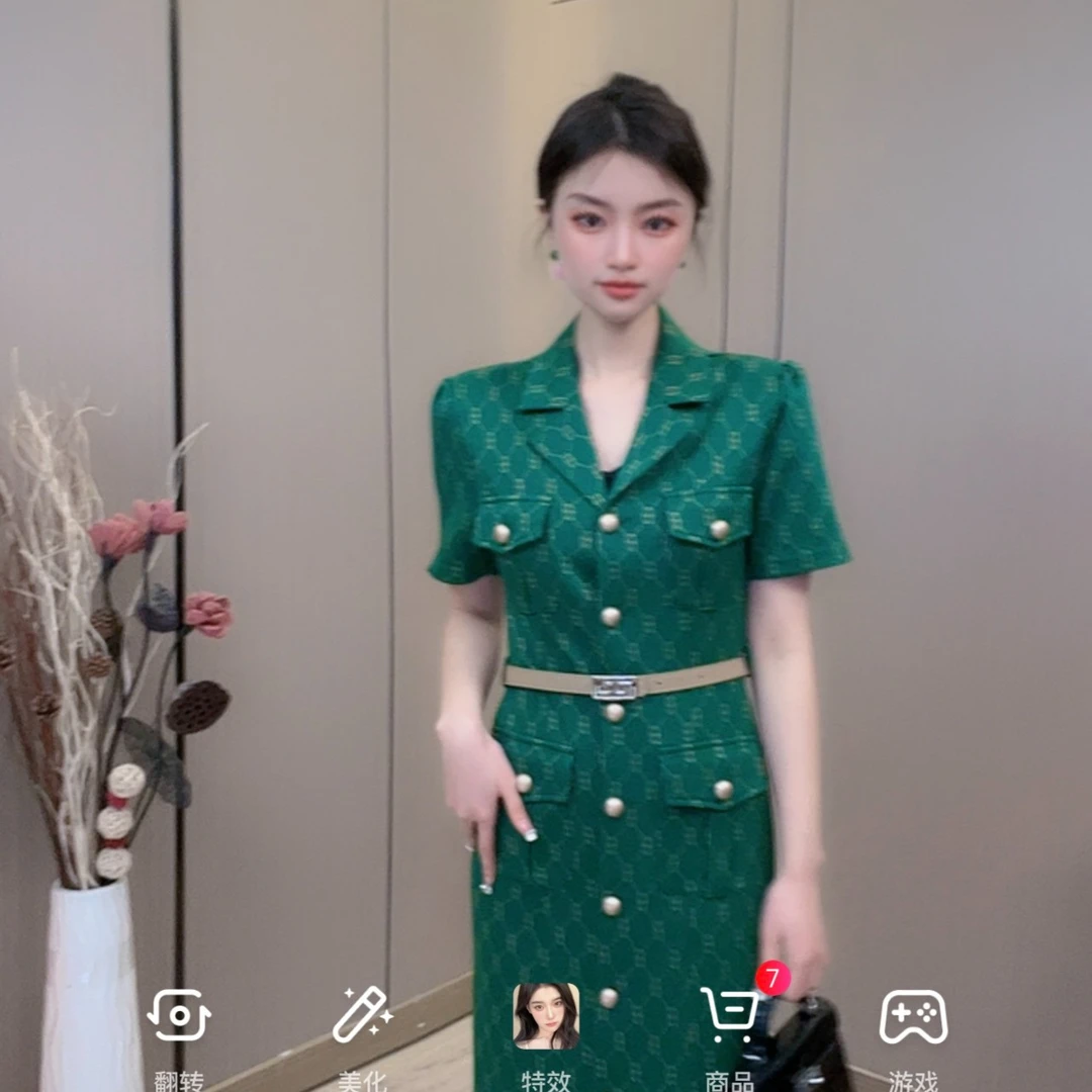 早秋气质时尚收腰休闲修身减龄西装领女装中长款短袖连衣裙