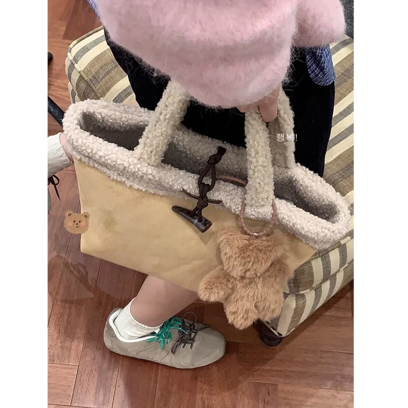 复古手提麂皮绒毛毛包女春季2025新款潮韩国小托特包可爱毛绒包