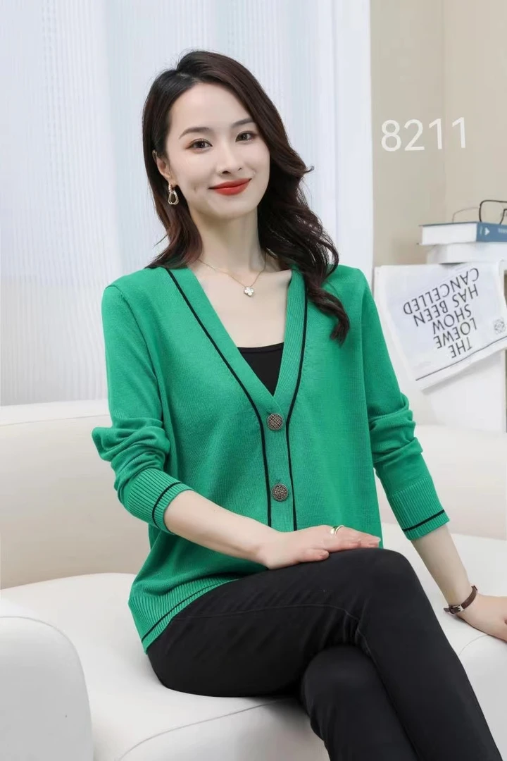 羊毛开衫V领针织显瘦百搭