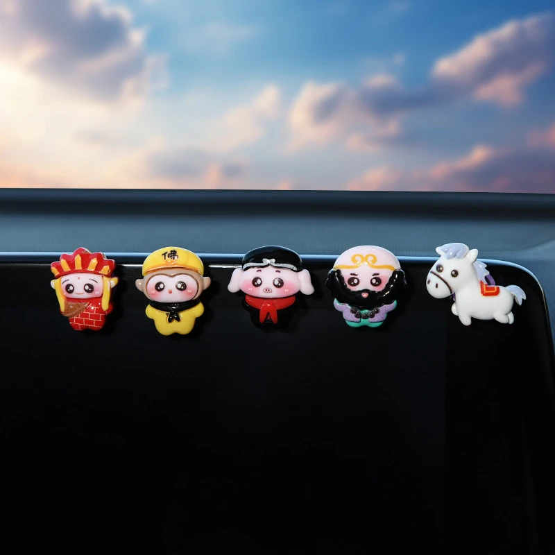 西游记旋转汽车小摆件（一套五个）全场两单包邮
