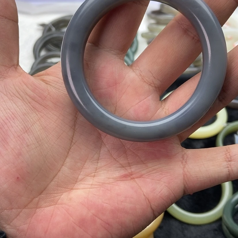 【闪购商品】和田玉手镯未镶嵌永*