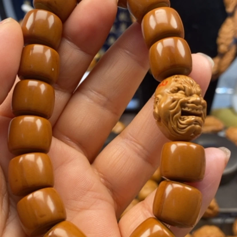 【闪购商品】橄榄核雕