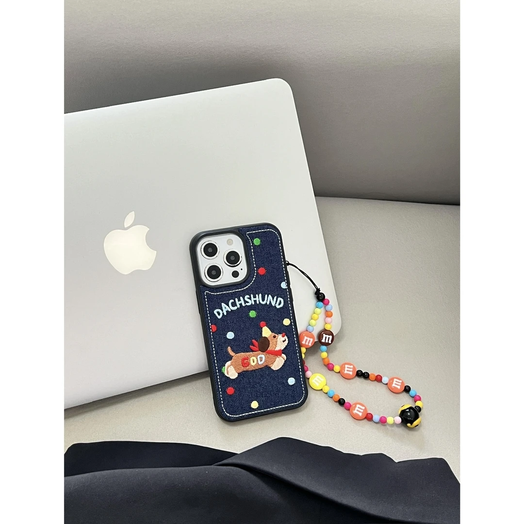 牛仔布刺绣彩色腊肠狗韩系ins风链条苹果手机壳iPhone15/14/13硬