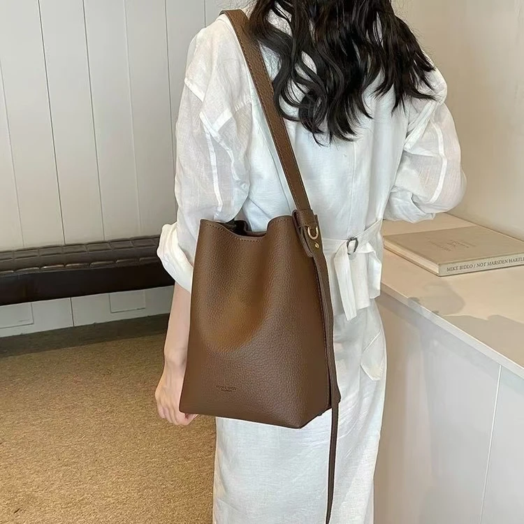 小众设计纯色子母水桶包