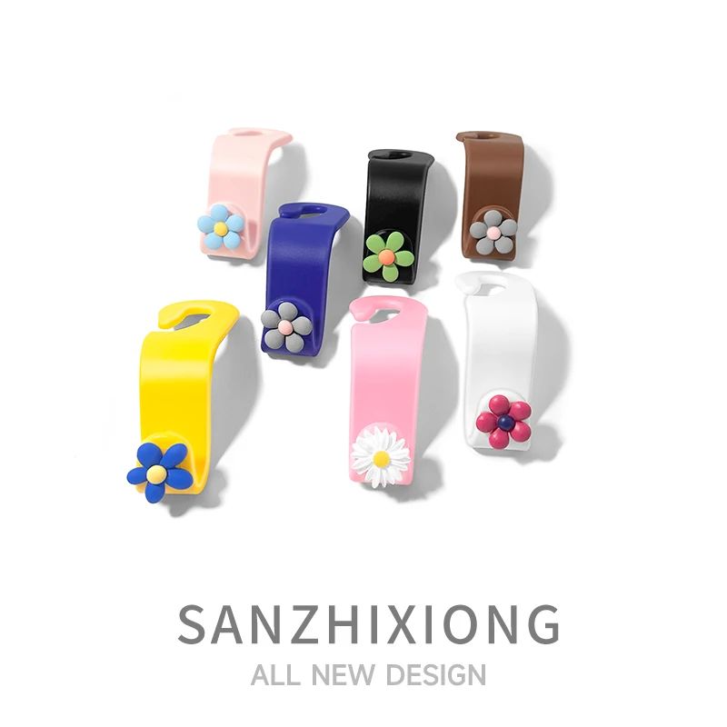 汽车座椅挂钩卡通小花内饰用品大全靠背多功能挂钩车用后排挂钩