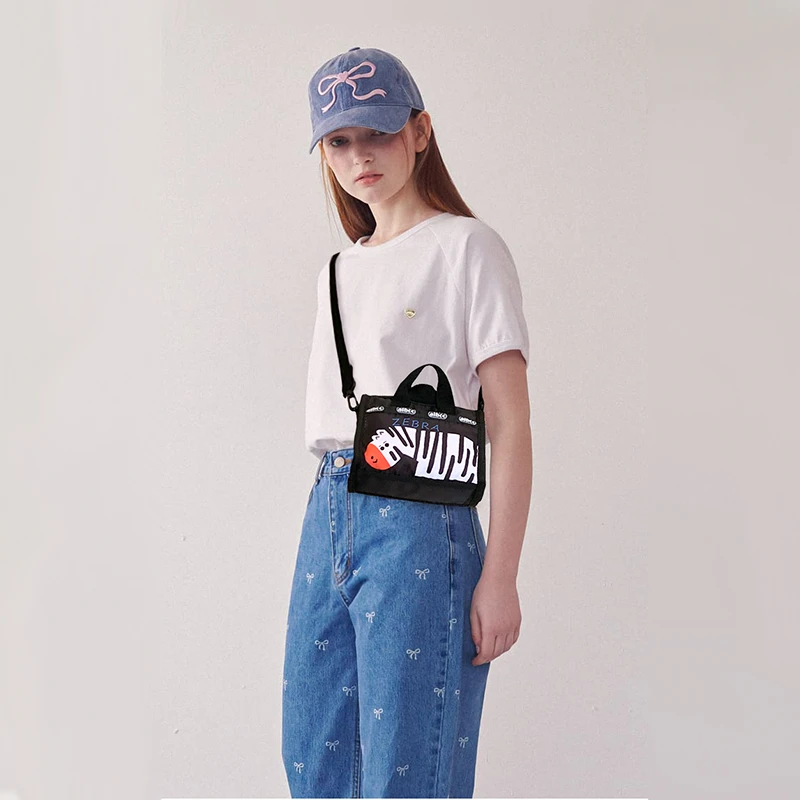 小号底部18cm迷你轻便小包斜挎包女单肩百搭小众手机包夏季轻小包