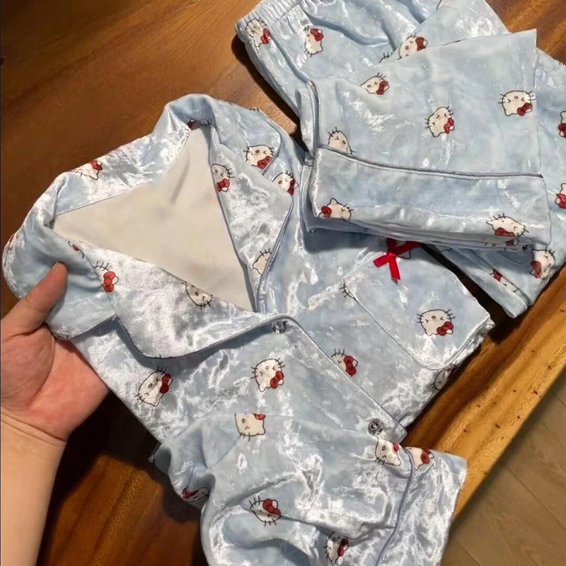 少女甜美凯蒂猫金丝绒睡衣女秋冬季加绒长袖卡通开衫蝴蝶结家居服