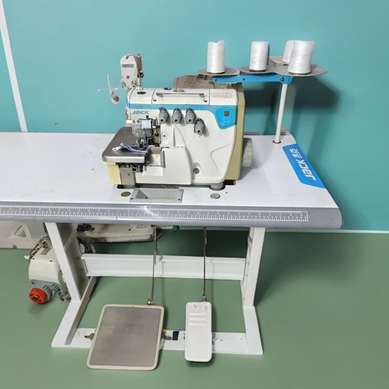 杰克E4工业用四线拷边机锁边机家用电脑缝纫机