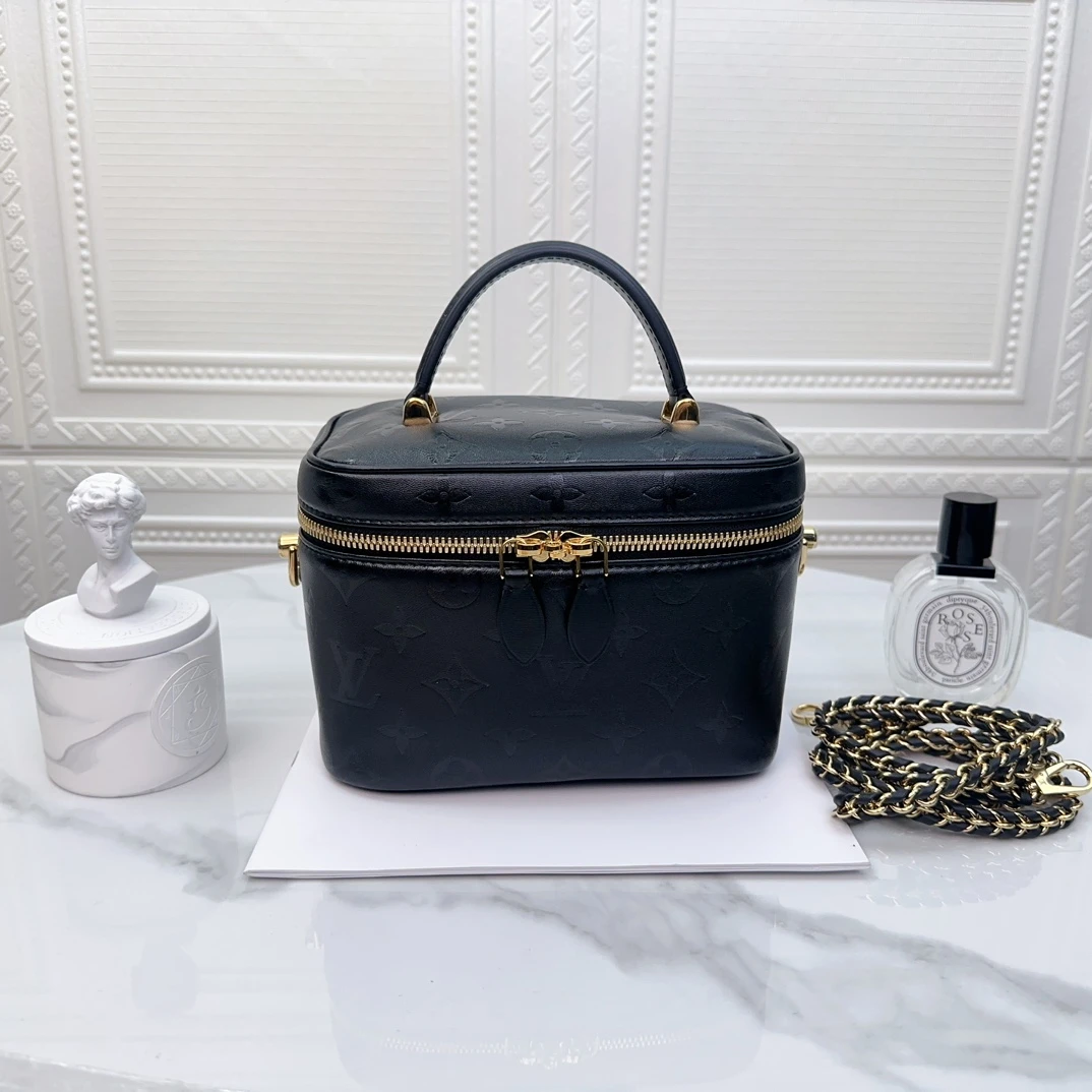 全新未使用 LouisVuitton/路易威登 女士时尚 手提化妆盒二奢包包
