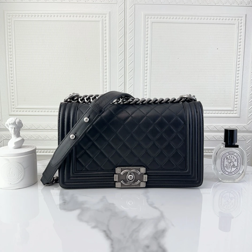 99新 Chanel/香奈儿 女士时尚经典黑银菱格Leboy中号单肩二奢包包