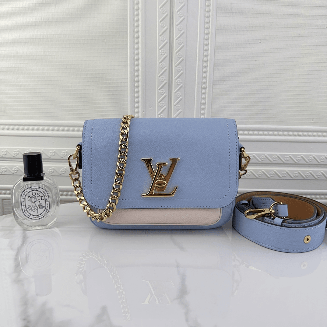 99新 LouisVuitton/路易威登 女士时尚lockme tender单肩二奢包包