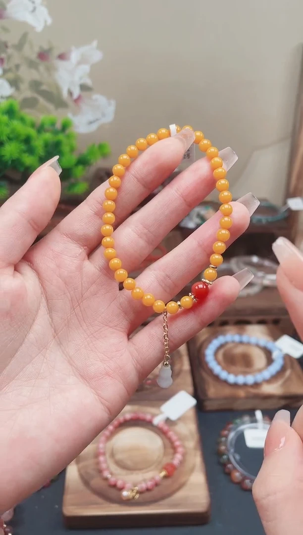 【闪购商品】蜜蜡手链未镶嵌XX242