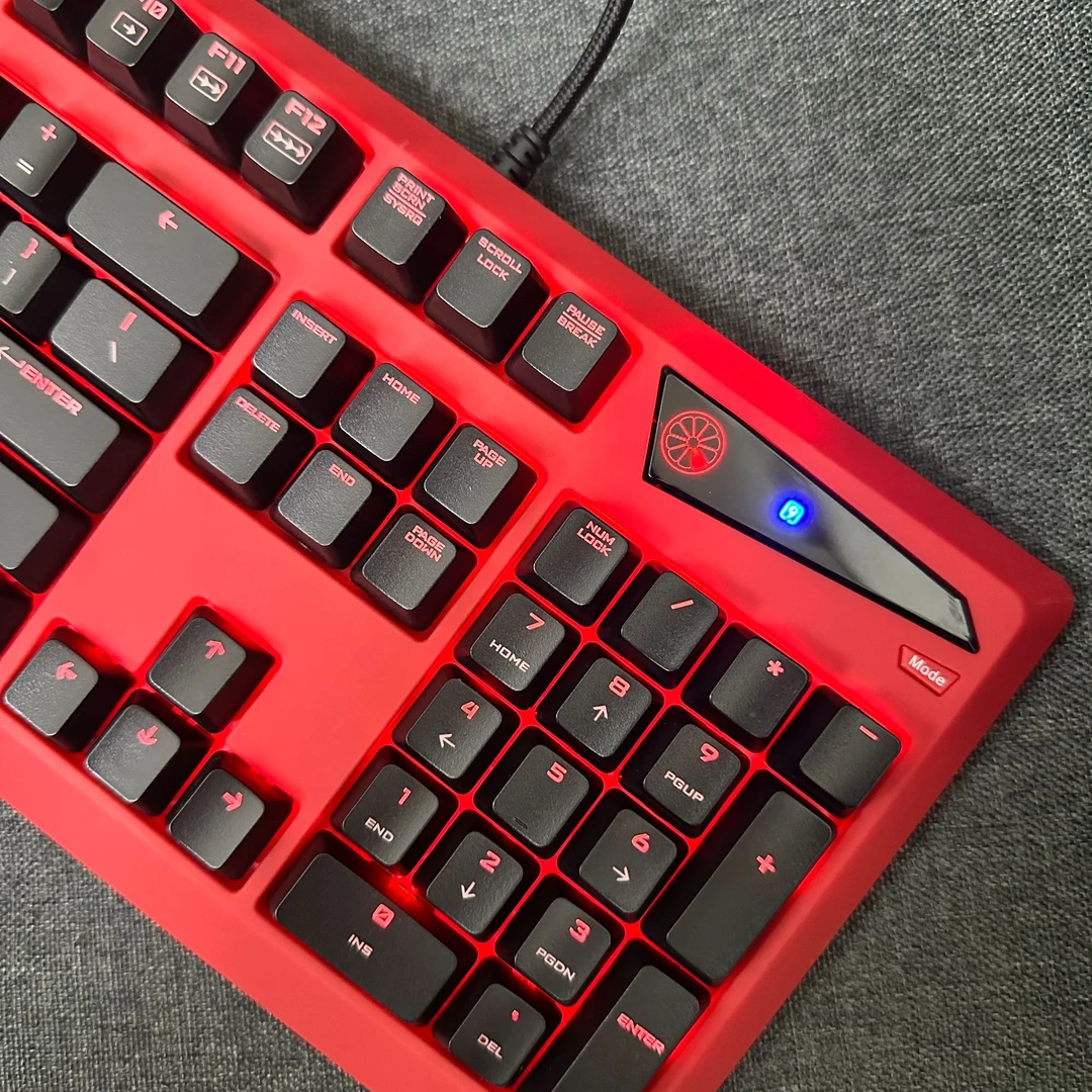 准新品  樱桃轴G-74有线机械键盘电竞游戏通用台式机笔记本电脑