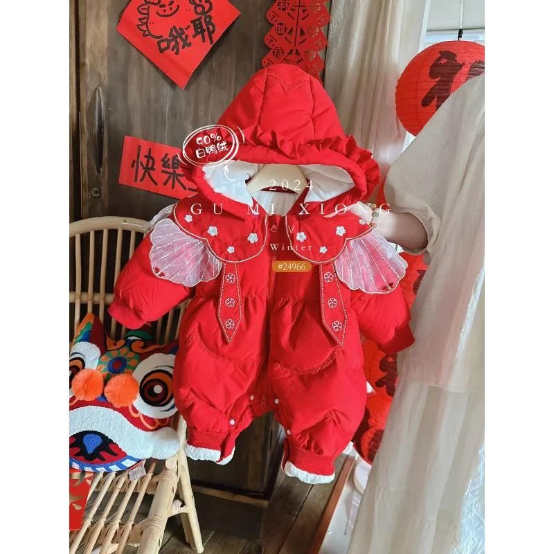 婴儿宝宝冬季红色加绒婴幼儿加厚翅膀花朵云肩年服羽绒服4966