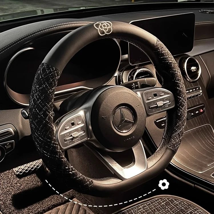 汽车方向盘套四季男女通用山茶花简约吸汗防滑高级小香风汽车把套