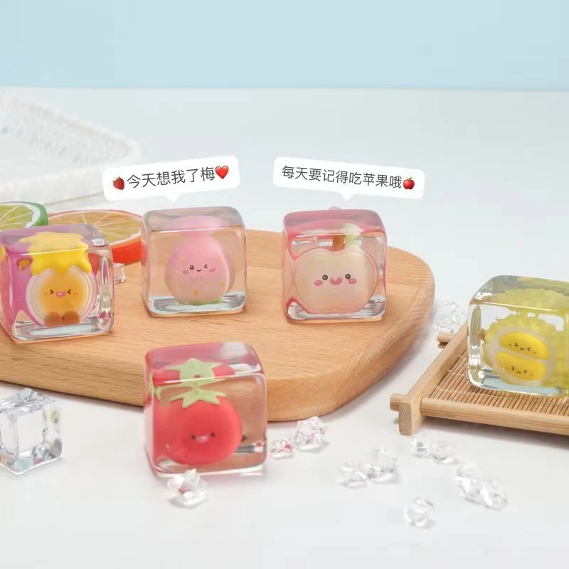 冰块每日鲜果萌粒盲袋潮玩透明盲盒水果维C可爱摆件