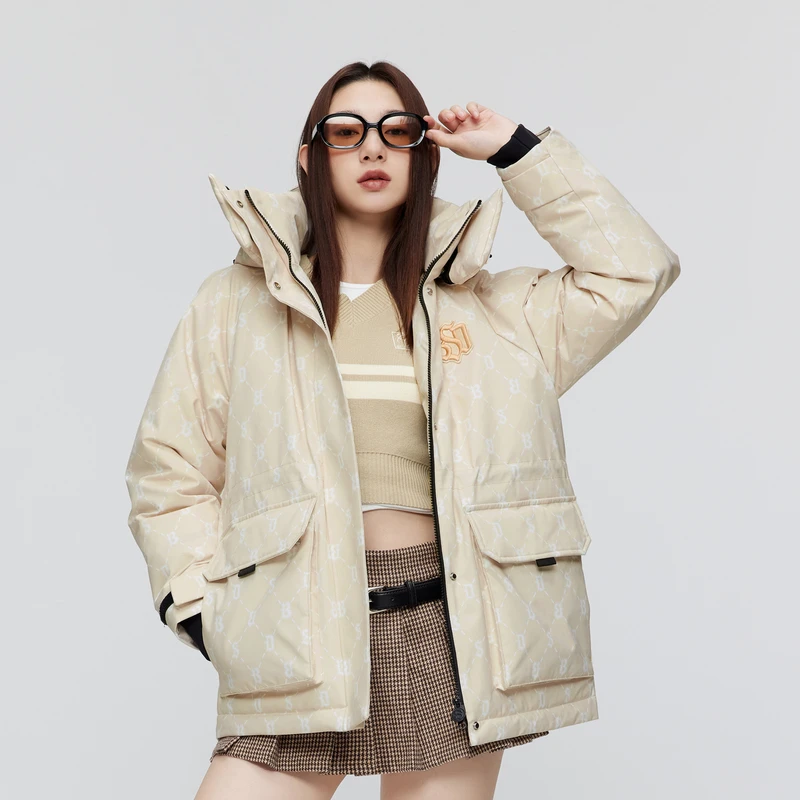 波司登2023冬季新款女一手长复古老花羽绒服B30143512