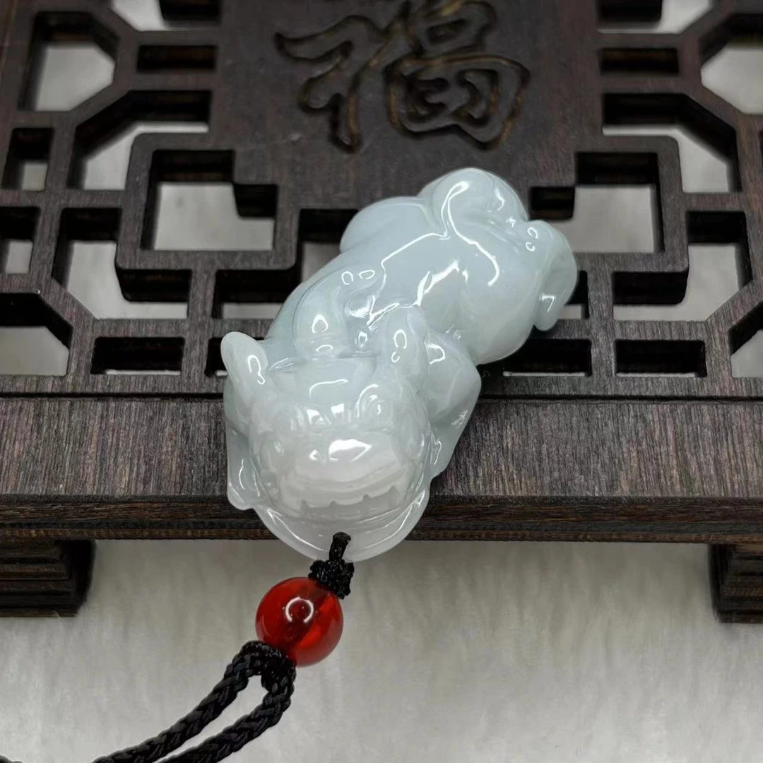 天然缅甸A货翡翠貔貅吊坠PS4107