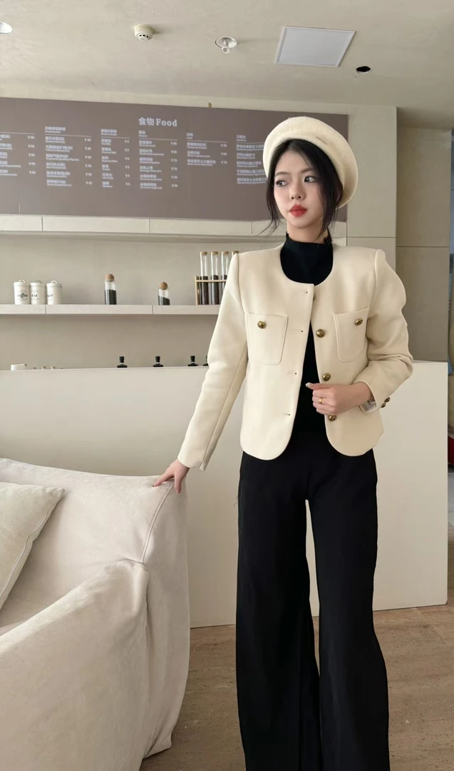 秋款高品质质量小清风外套