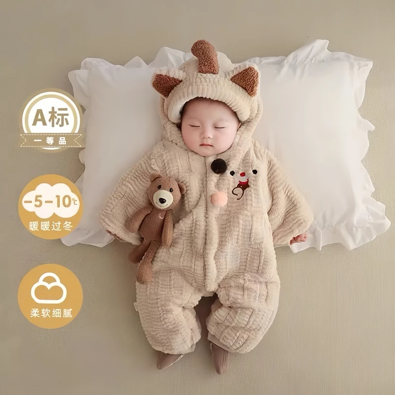 婴儿冬季连体衣男女宝宝加厚棉服3-12月衣服保暖冬装外出抱服棉衣