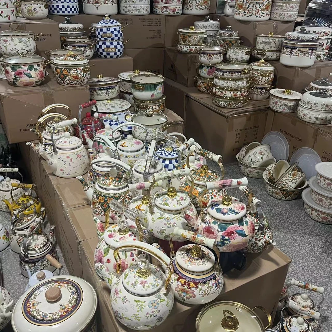 孤品杂款珐琅搪瓷汤锅/烧水壶/油壶随机